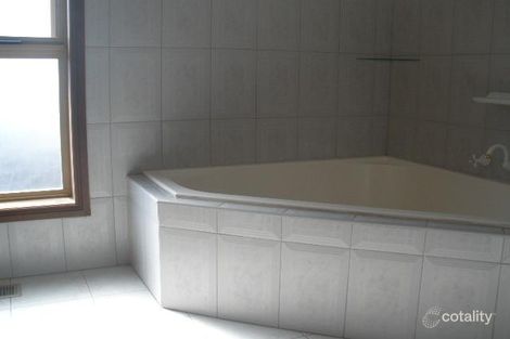 Property photo of 1A Lloyd Street Strathmore VIC 3041