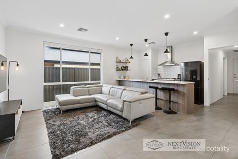 Property photo of 86 Turquoise Boulevard Treeby WA 6164