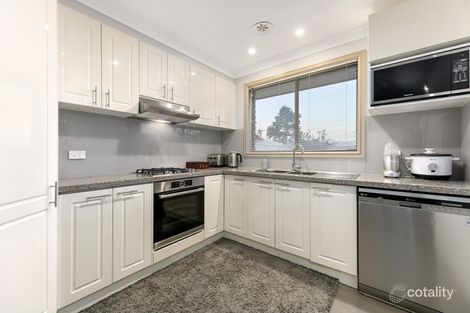 Property photo of 28 Horsfield Street Cranbourne North VIC 3977
