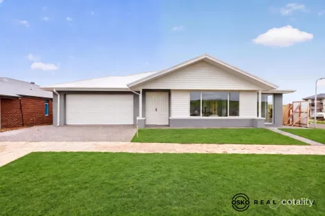 Property photo of 20-22 Pickering Crescent Lara VIC 3212