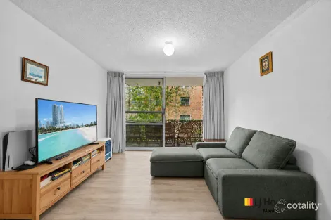 Property photo of 1/99 Canberra Avenue Griffith ACT 2603