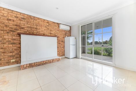 Property photo of 2 Springfield Drive Narre Warren VIC 3805