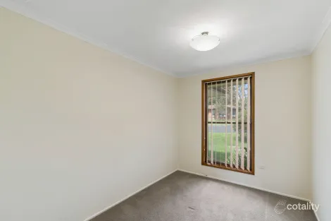 Property photo of 57 Turnbull Crescent Avondale NSW 2530