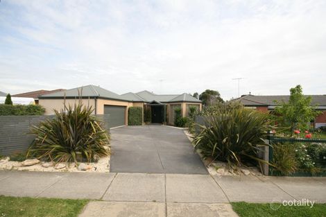 22 Meadowvale Dr, Grovedale, VIC 3216