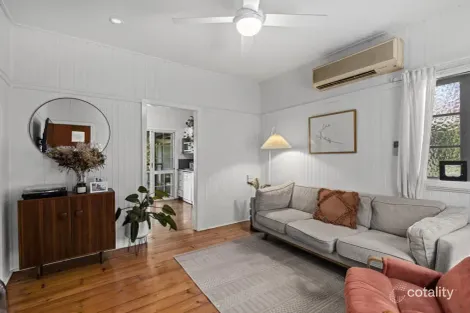 Property photo of 45 Outlook Crescent Bardon QLD 4065