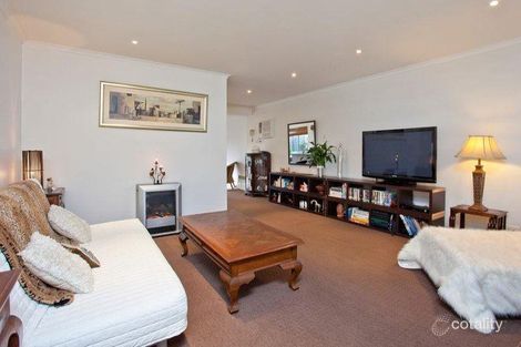 Property photo of 22 Berembong Drive Keilor East VIC 3033
