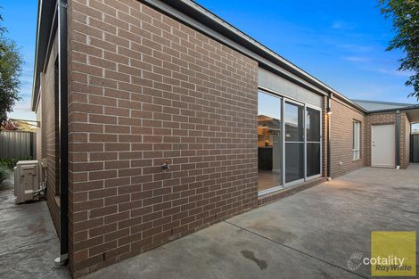 Property photo of 14 Vibrandia Way Truganina VIC 3029