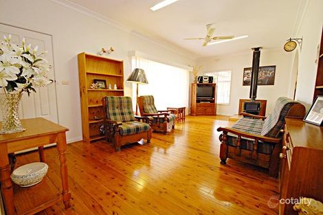 Property photo of 10 McKenzie Place Griffith NSW 2680