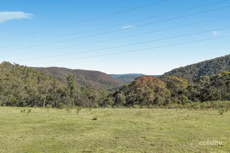 Property photo of 94 Oakey Forest Road Marrangaroo NSW 2790