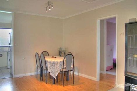 Property photo of 10 Kywong Place Kooringal NSW 2650