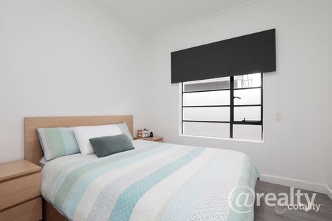 Property photo of 70 Maddox Road Newport VIC 3015