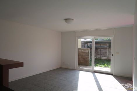 Property photo of 2/27-29 Clayton Road Oakleigh East VIC 3166