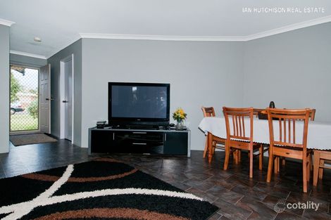 Property photo of 8 Firestone Place Meadow Springs WA 6210