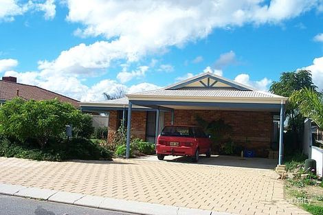 10 Tarakan Hts, Marangaroo, WA 6064