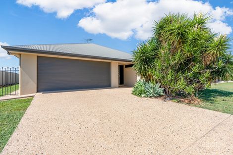 Property photo of 29 Mayfair Drive Emerald QLD 4720