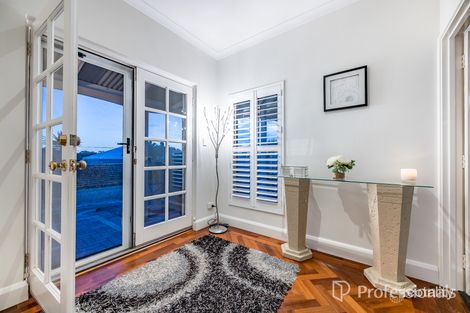 Property photo of 19 Carwoola Circle Carramar WA 6031