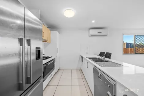 Property photo of 18 Valuniu Place Boronia Heights QLD 4124