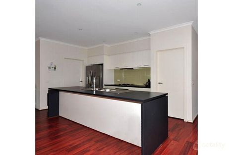 Property photo of 10 Lanark Place Deer Park VIC 3023