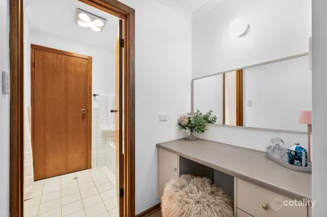 Property photo of 29 Arnold Drive Mitchell Park SA 5043