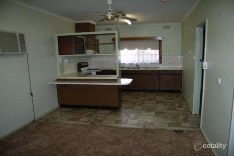 Property photo of 1 Hynam Avenue Kangaroo Flat VIC 3555