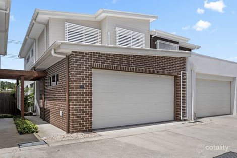 Property photo of 11/2 Waters Close Hope Island QLD 4212