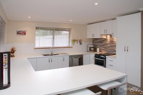 Property photo of 2 Tokay Crescent Morphett Vale SA 5162