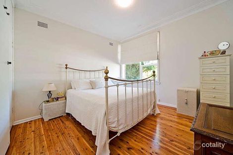 Property photo of 16 Tyalla Avenue Frenchs Forest NSW 2086