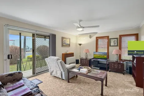 Property photo of 1 Lansdowne Place Goulburn NSW 2580