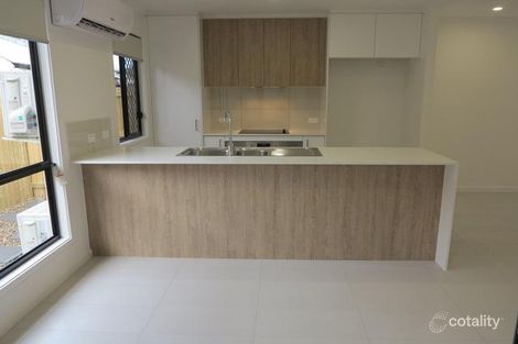 Property photo of 2/100 Spitfire Avenue Strathpine QLD 4500