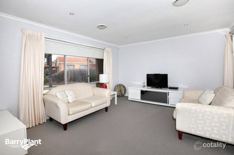 Property photo of 7 Medstead Court Craigieburn VIC 3064