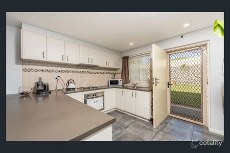 Property photo of 2/9 Steele Road Sorrento WA 6020