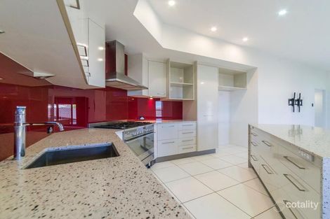 Property photo of 30 Raffia Street Rural View QLD 4740