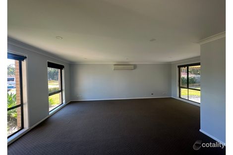 Property photo of 28 Lillypilly Close Medowie NSW 2318