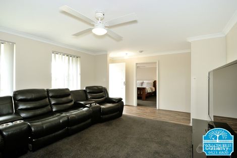 Property photo of 19 Gladstonbury Parade Baldivis WA 6171