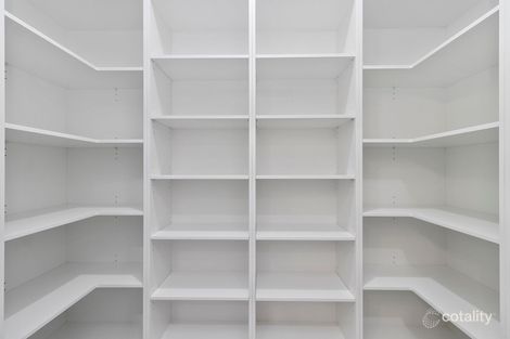 Property photo of 24 Broxburn Circuit Spring Mountain QLD 4300