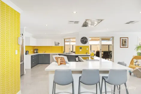 Property photo of 3 Chatham Pass Carramar WA 6031