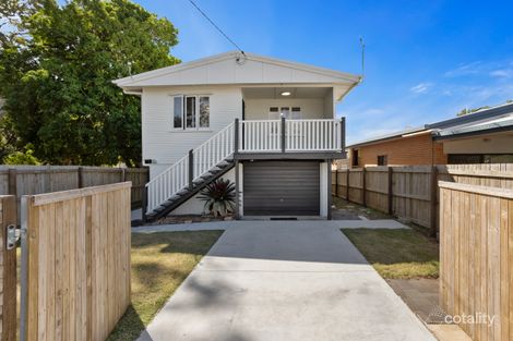 18 SHORT ST, WOODY POINT, QLD 4019