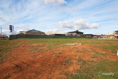 16 Pedder St, Manor Lakes, VIC 3024