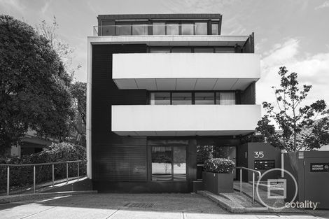 4/35 Wattletree Rd, Armadale, VIC 3143