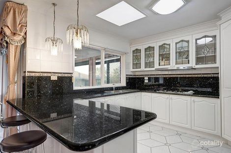 Property photo of 63 Greenridge Avenue Templestowe VIC 3106