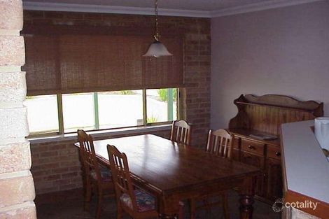 Property photo of 11 Simmonds Parade Winthrop WA 6150