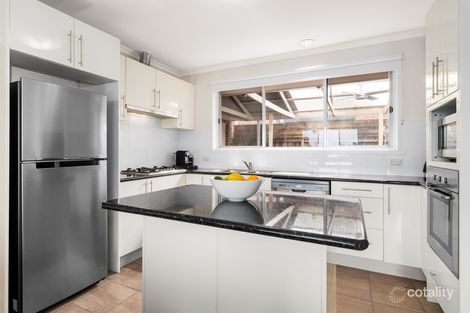 Property photo of 26 Dunvegan Crescent Macleod VIC 3085