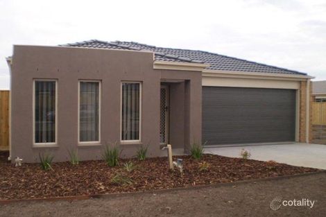 13 Young St, Beaconsfield Upper, VIC 3808