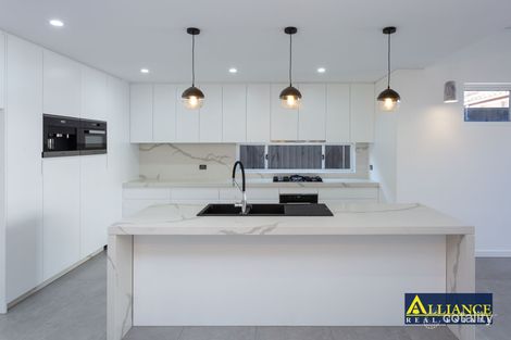 Property photo of 6 Jacaranda Drive Georges Hall NSW 2198