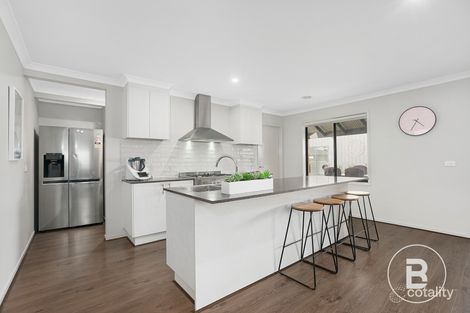 Property photo of 5 Fry Way Miners Rest VIC 3352