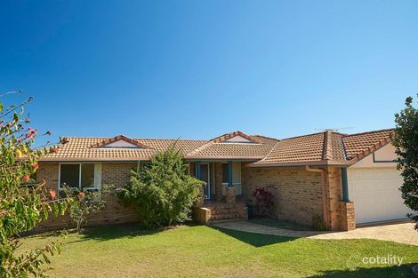 6 Boondooma Cct, Albany Creek, QLD 4035