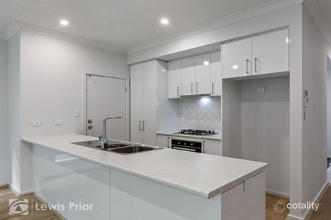 18 Tyson Ave, Trott Park, SA 5158