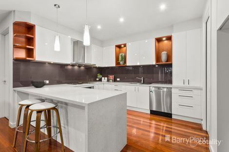Property photo of 2/17 Park Road Donvale VIC 3111