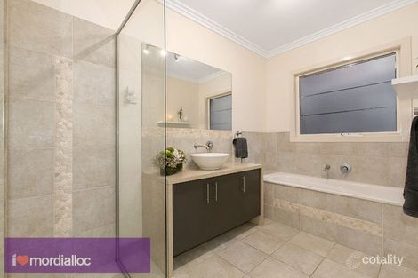 Property photo of 64 Hall Mark Road Mordialloc VIC 3195