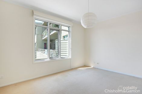 Property photo of 16/39 Esplanade East Port Melbourne VIC 3207